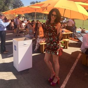 Meet your Posher, Ally